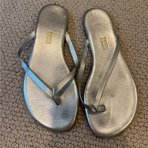 TKEES Metallic Silver Sandals